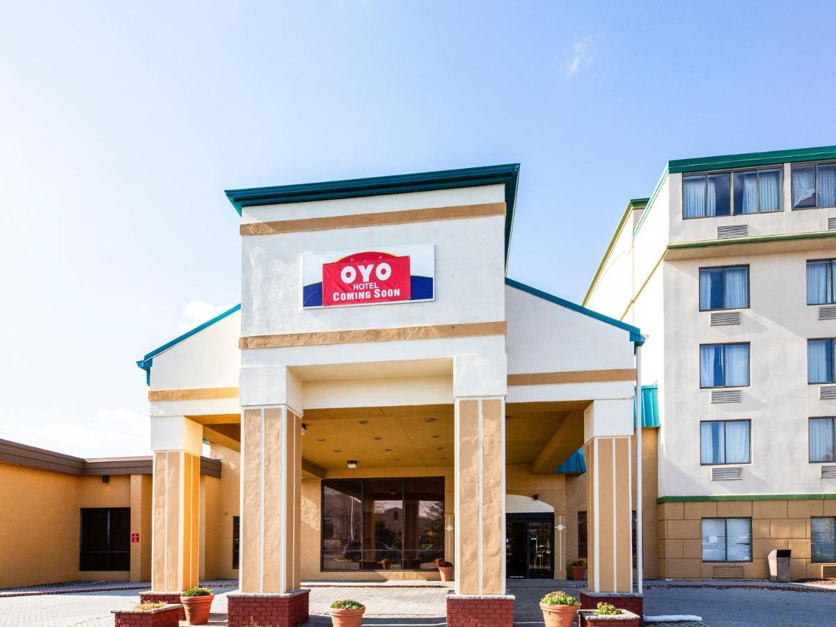 Oyo Hotel East Hanover Nj-10 Экстерьер фото